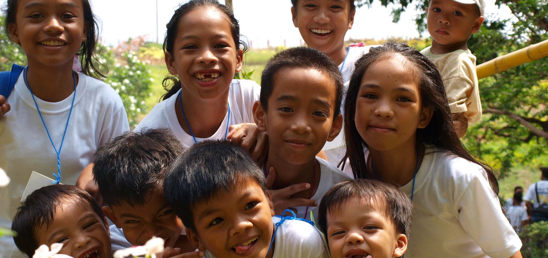 what is a public health worker