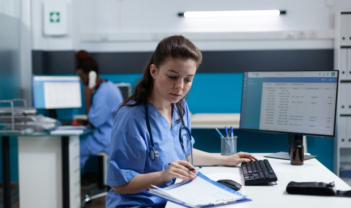 医疗保健 jobs with little patient contact