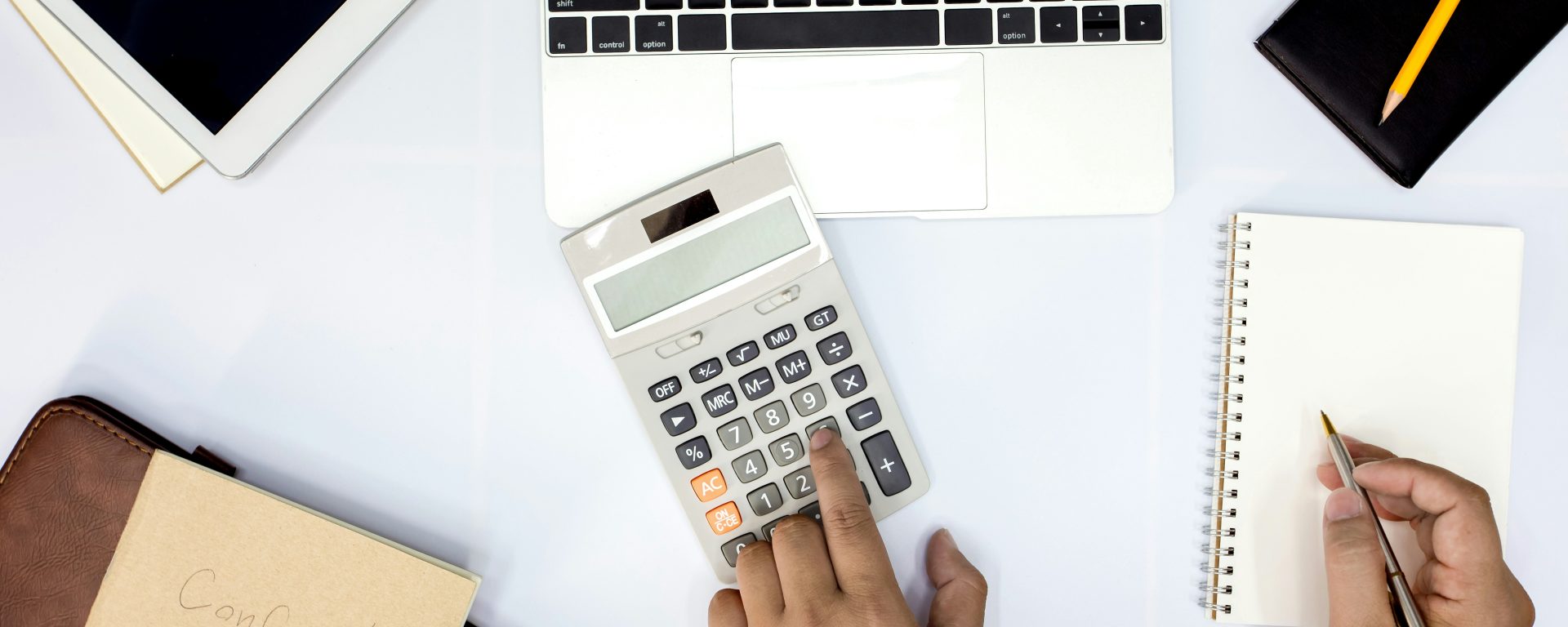 how does financial aid work for students