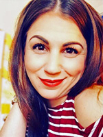 headshot of 蕾妮Mirmina