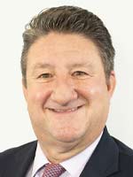 Headshot of 基金会 董事会 member 托德·安德鲁斯