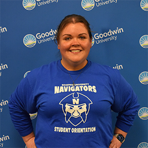 headshot of 考特尼安德森