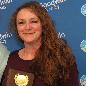 headshot of 米歇尔善意