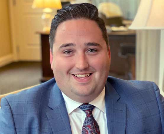 Headshot of 詹姆斯Integlia